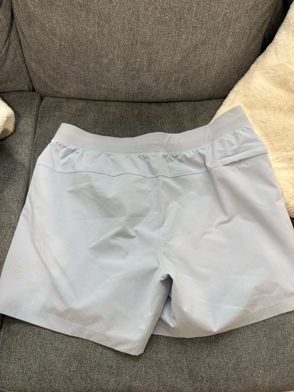 lululemon athletica Light Blue Men’s Athletic Drawstring Shorts - Picture 2 of 2